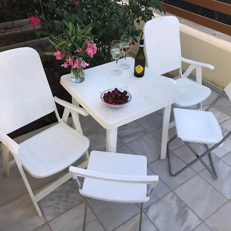 Artemis House Apartment *
